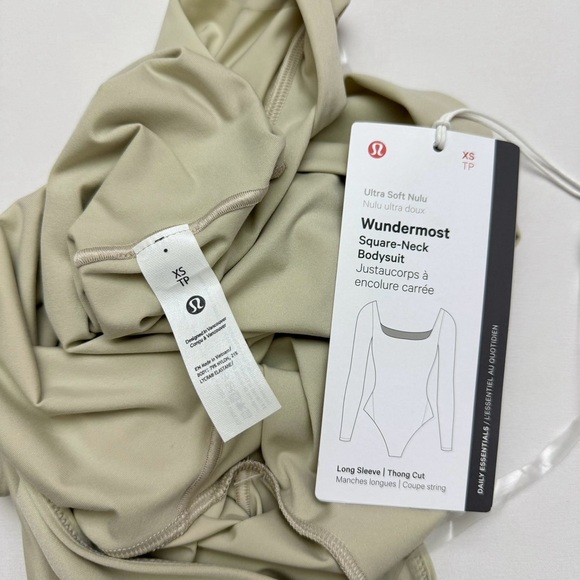 Lululemon Wundermost Ultra Soft Nulu Square Neck Long Sleeve Bodysuit - Size XS - Picture 4 of 12